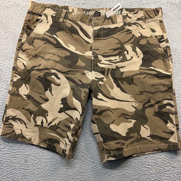 Lincoln Outfitters Camo Shorts Mens Chino Size 44 X 10.0 In Ripstop Hiking Fishi - Picture 1 of 7